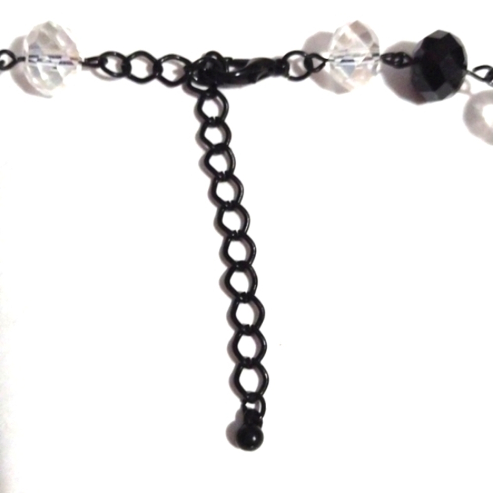 VINTAGE FACETED BLACK AND CLEAR GLASS BEADED BLACK GUNMETAL 20-23" NECKLACE - Picture 3 of 8